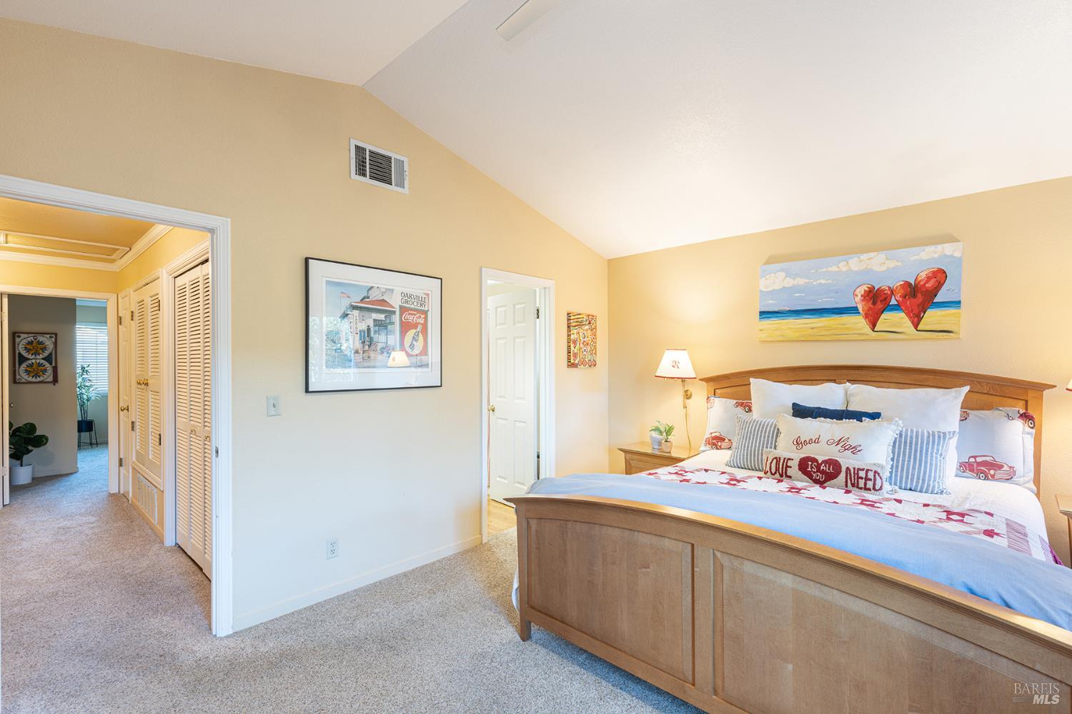 8 Valley Club Circle