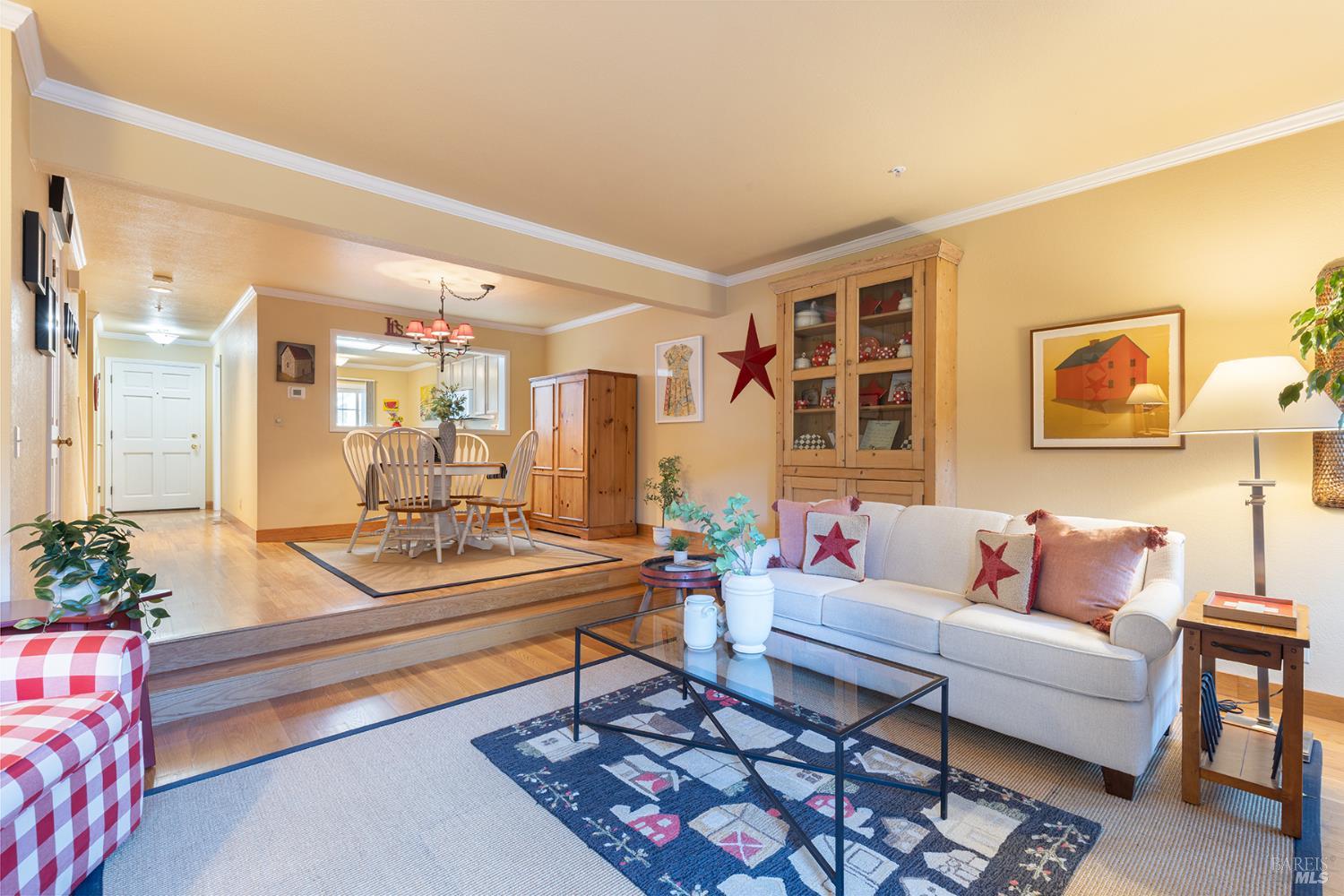 8 Valley Club Circle