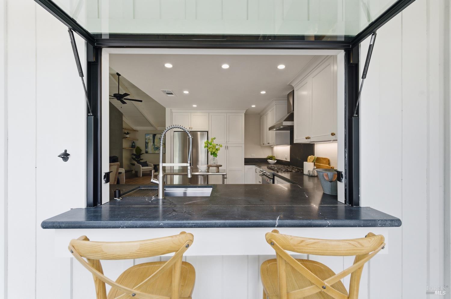 1830 Spring Mountain Road