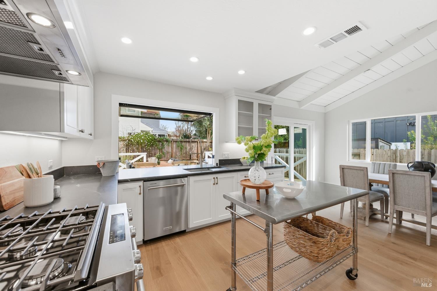 1830 Spring Mountain Road