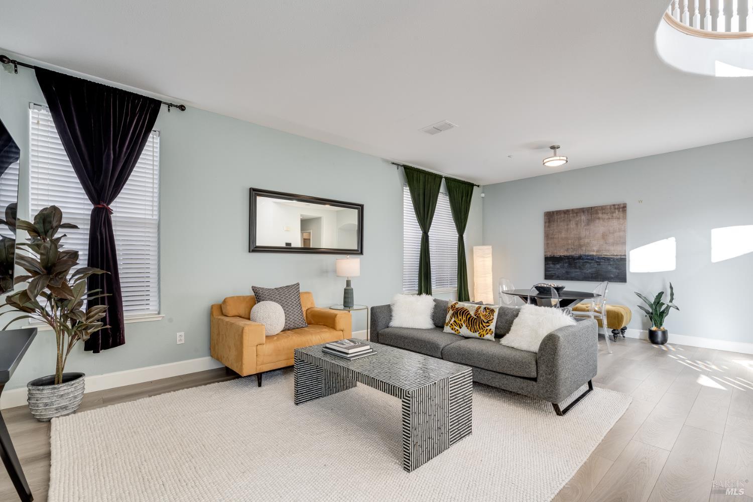 10 Summerbrooke Circle