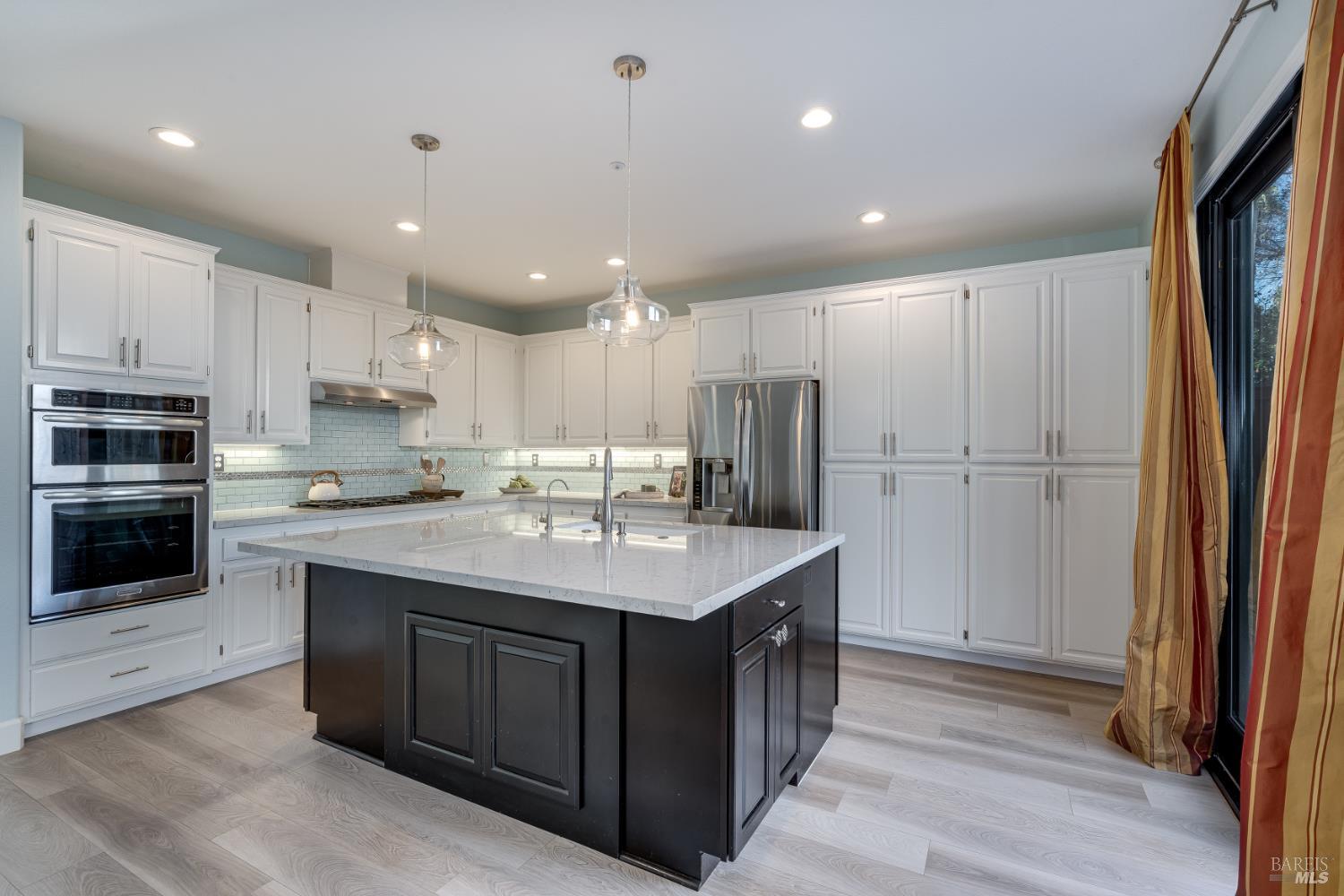 10 Summerbrooke Circle