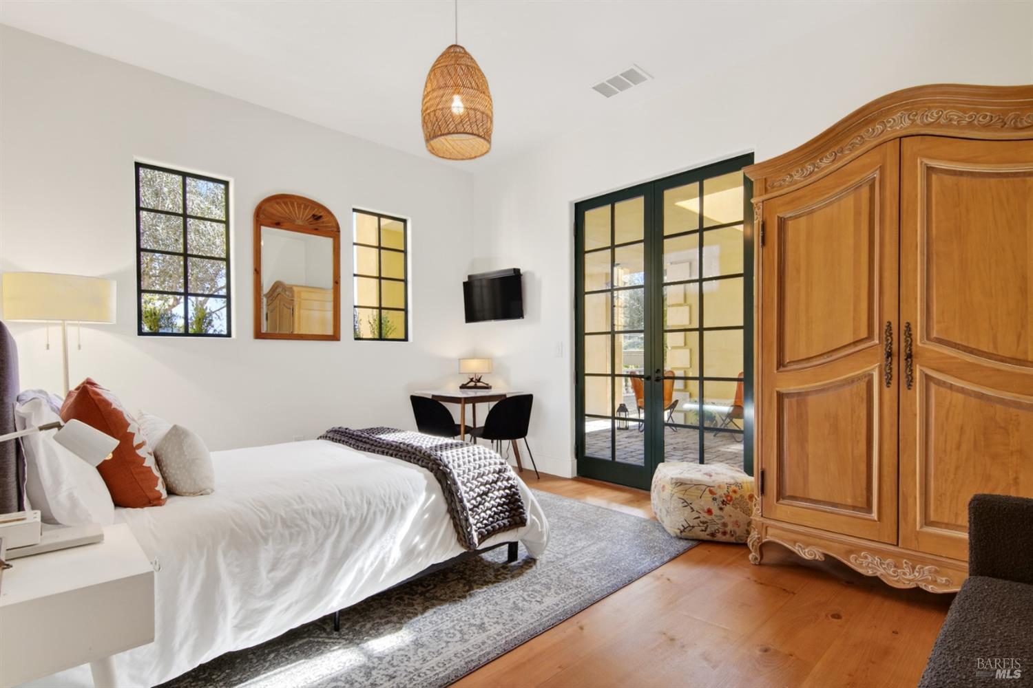 3467 Blue Mountain Drive