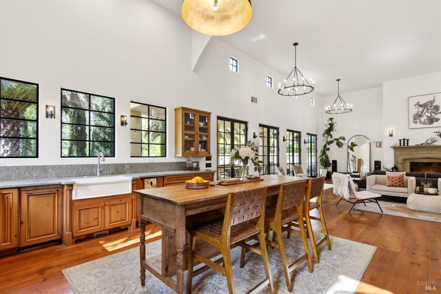 3467 Blue Mountain Drive