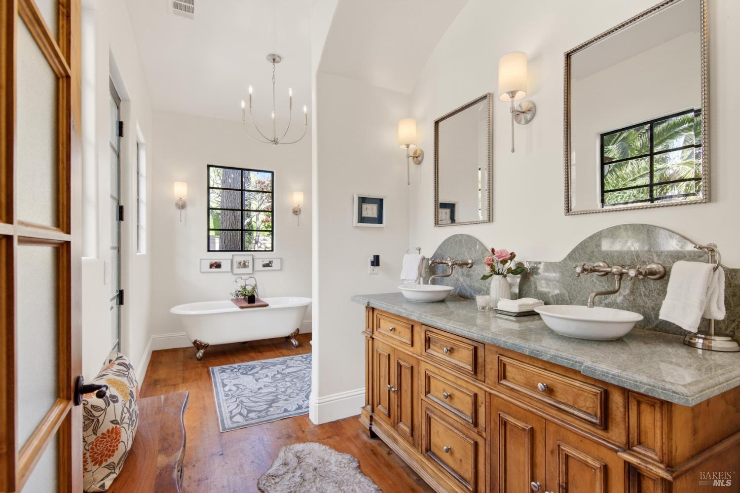 3467 Blue Mountain Drive