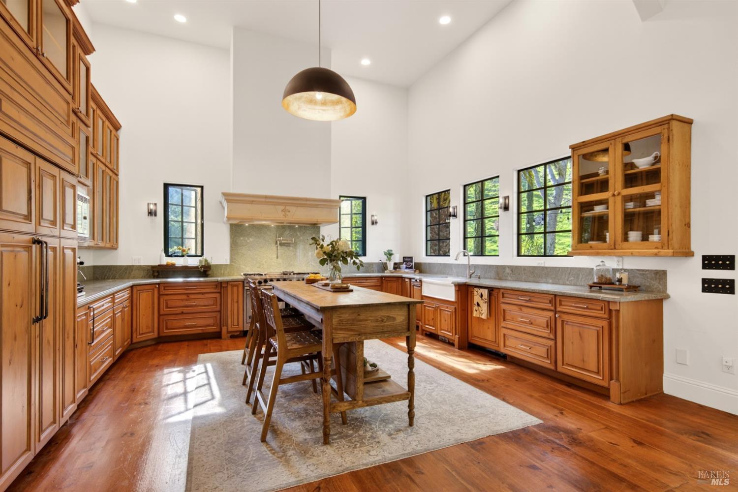 3467 Blue Mountain Drive