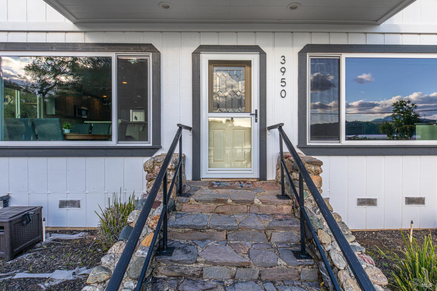 3950 Oakmont Drive