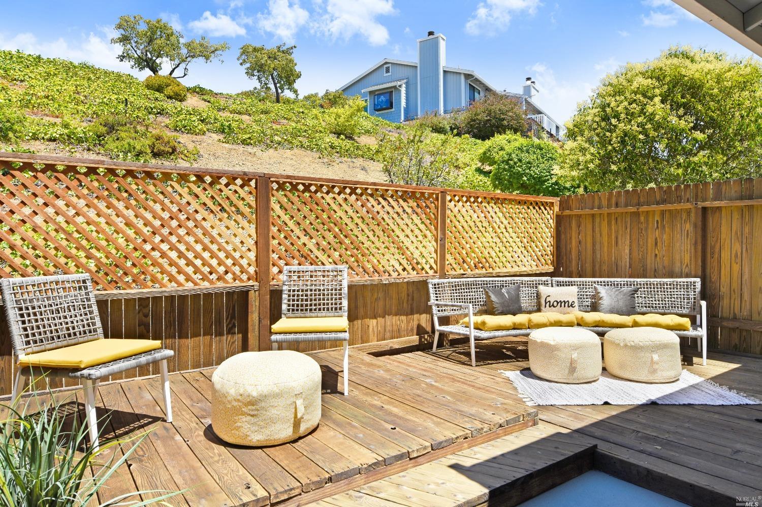 2016 Clearview Circle