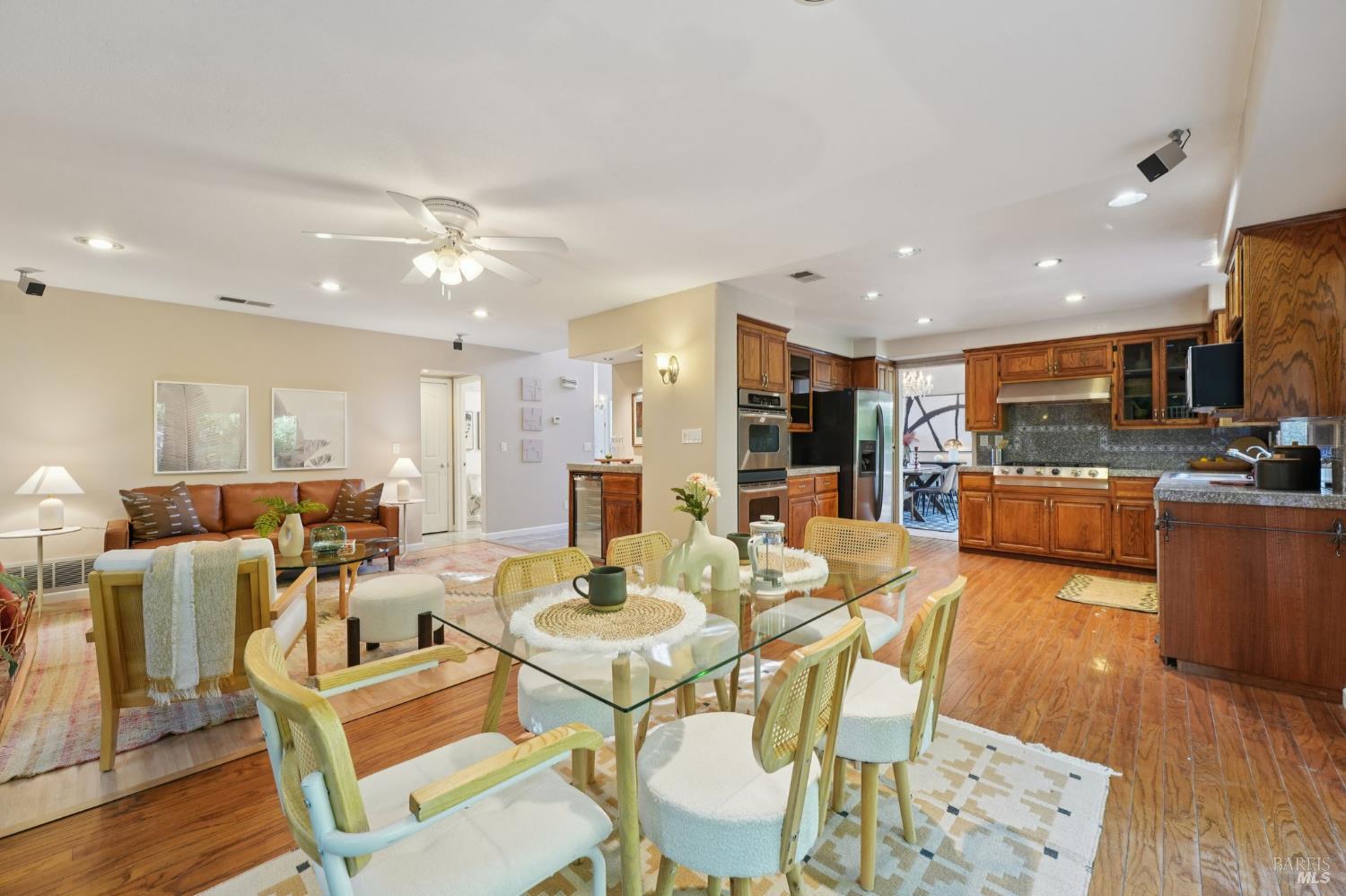 872 S Regatta Drive