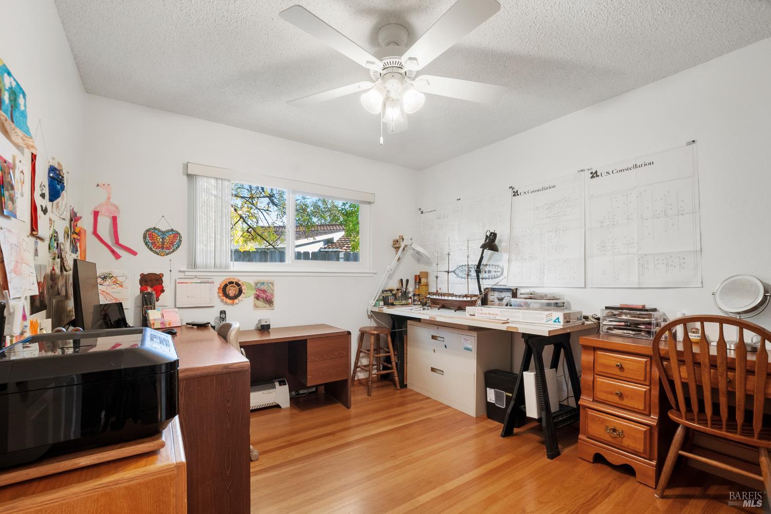 477 N Meadowview Court