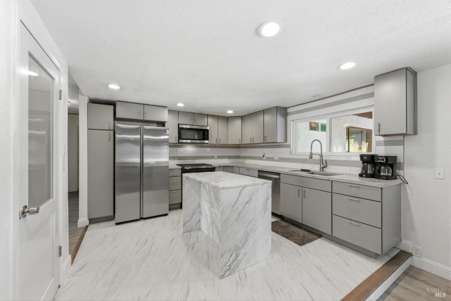 5174 Blank Road