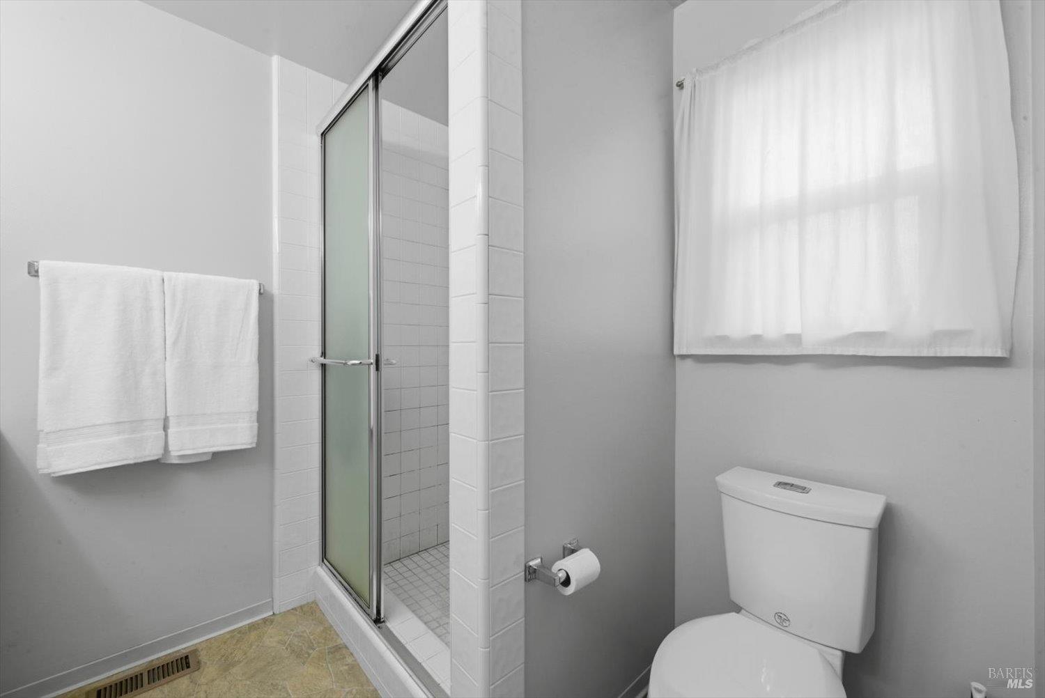 3378 Twin Oaks Drive