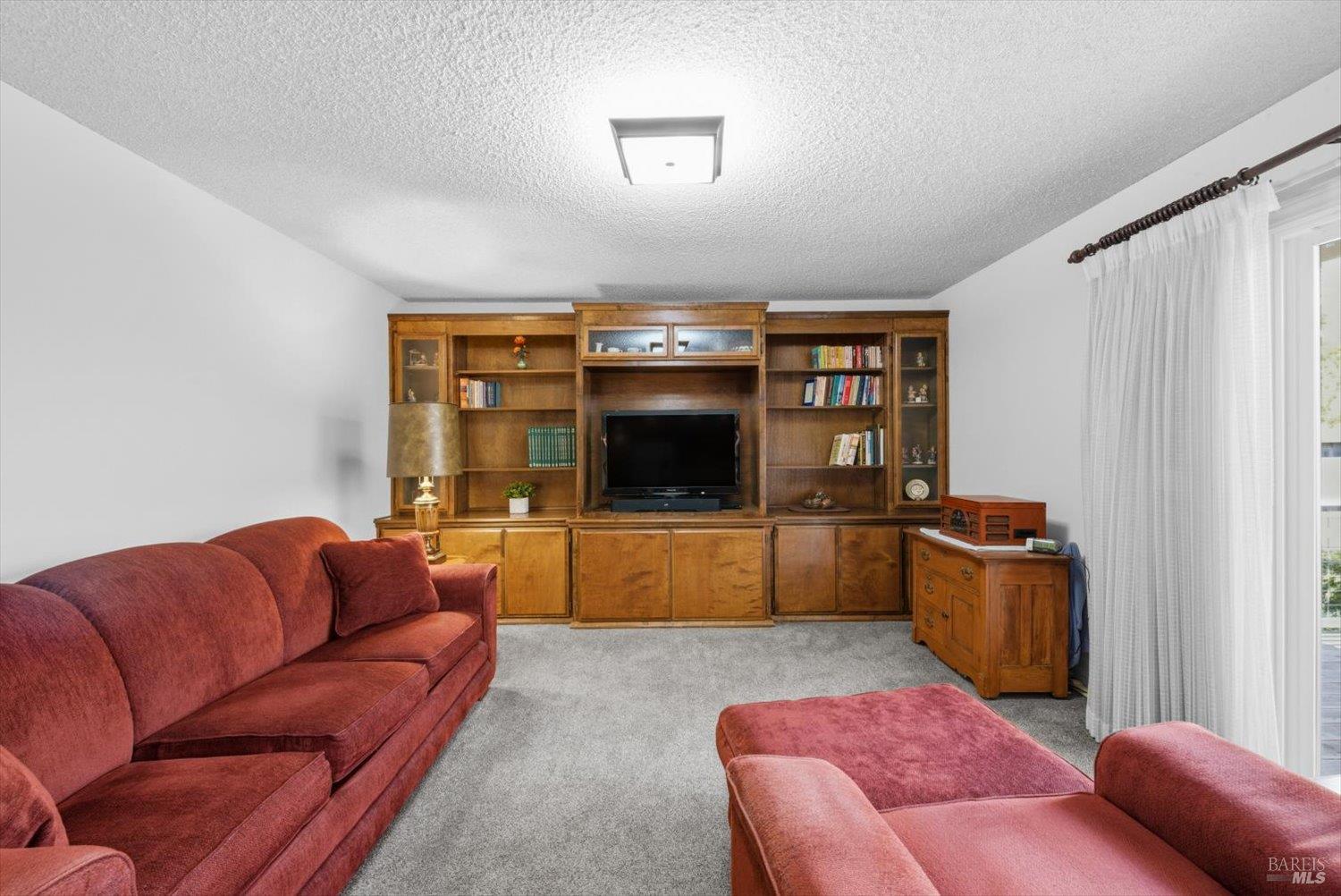 3378 Twin Oaks Drive