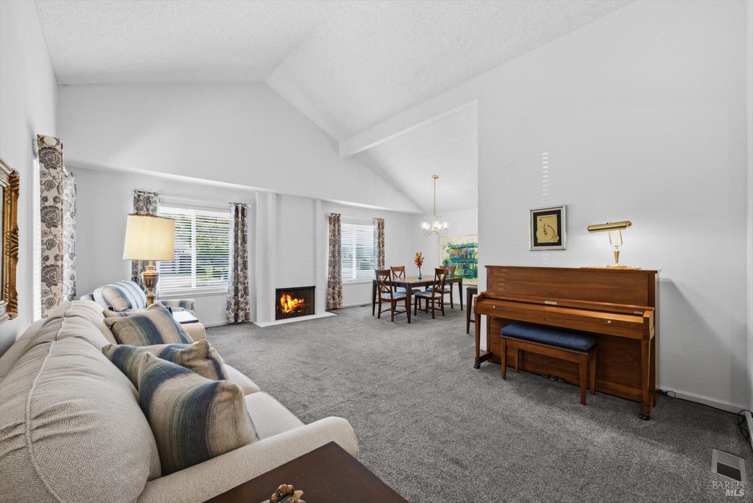 3378 Twin Oaks Drive