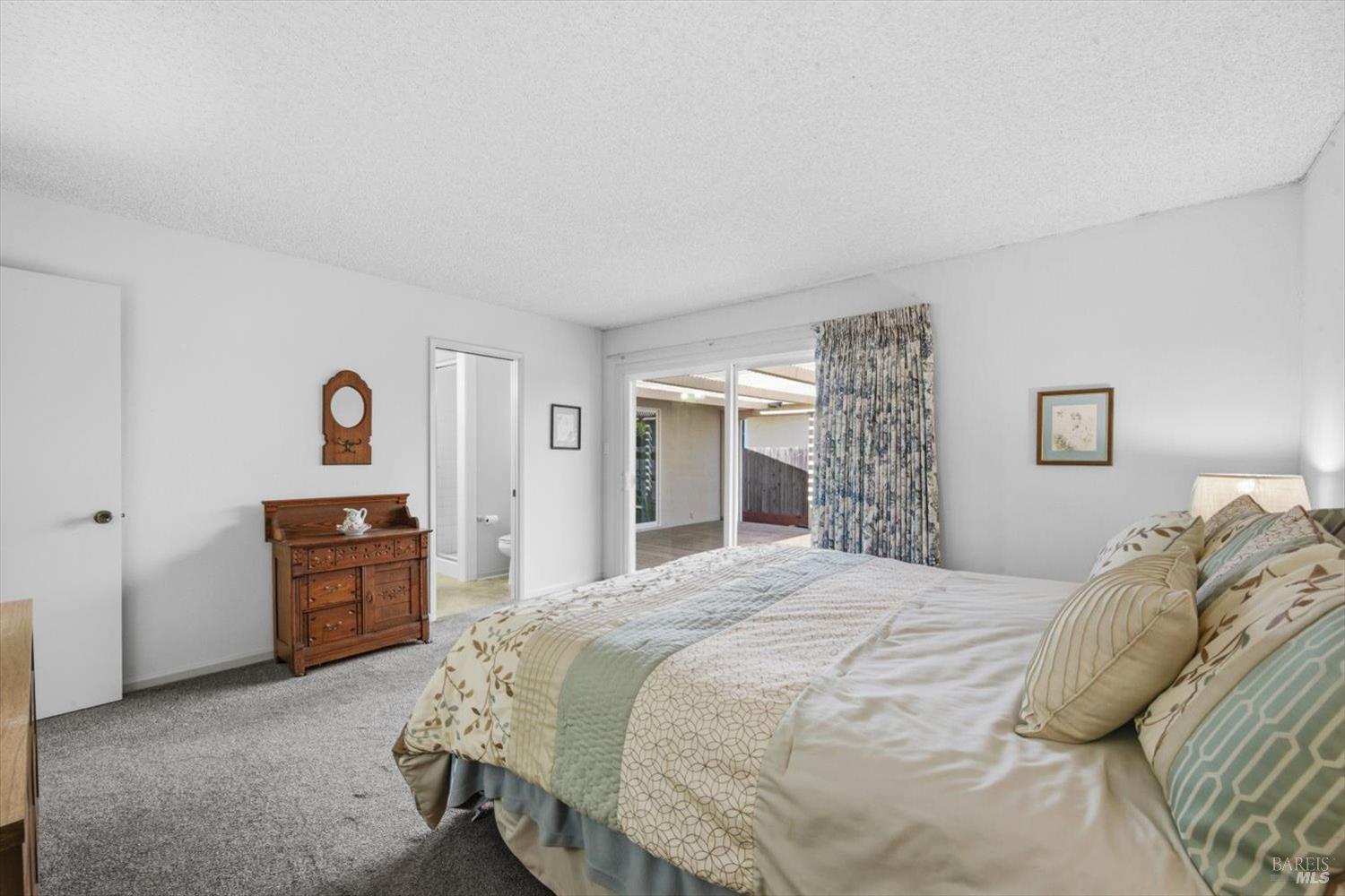 3378 Twin Oaks Drive