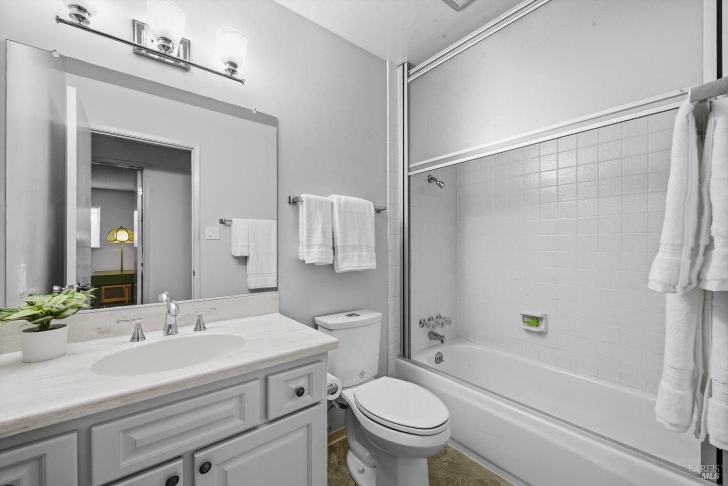 3378 Twin Oaks Drive