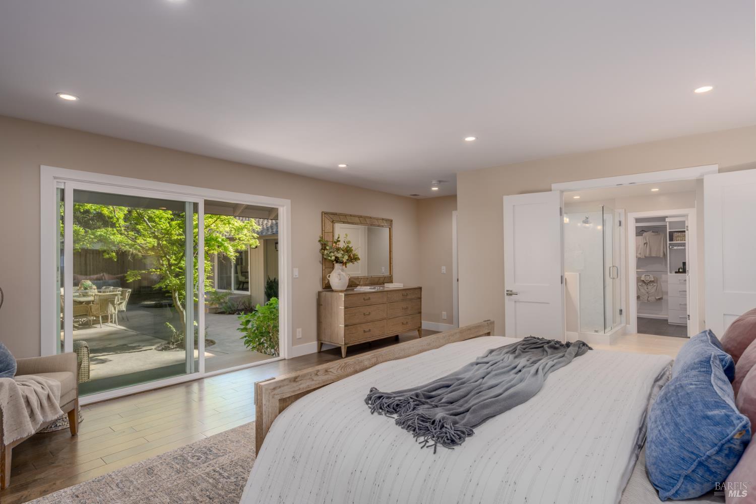 49 Hoff Road