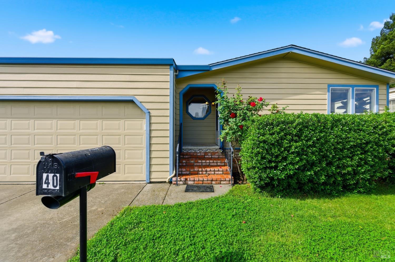 40 Falcon Crest Circle Unit: #40