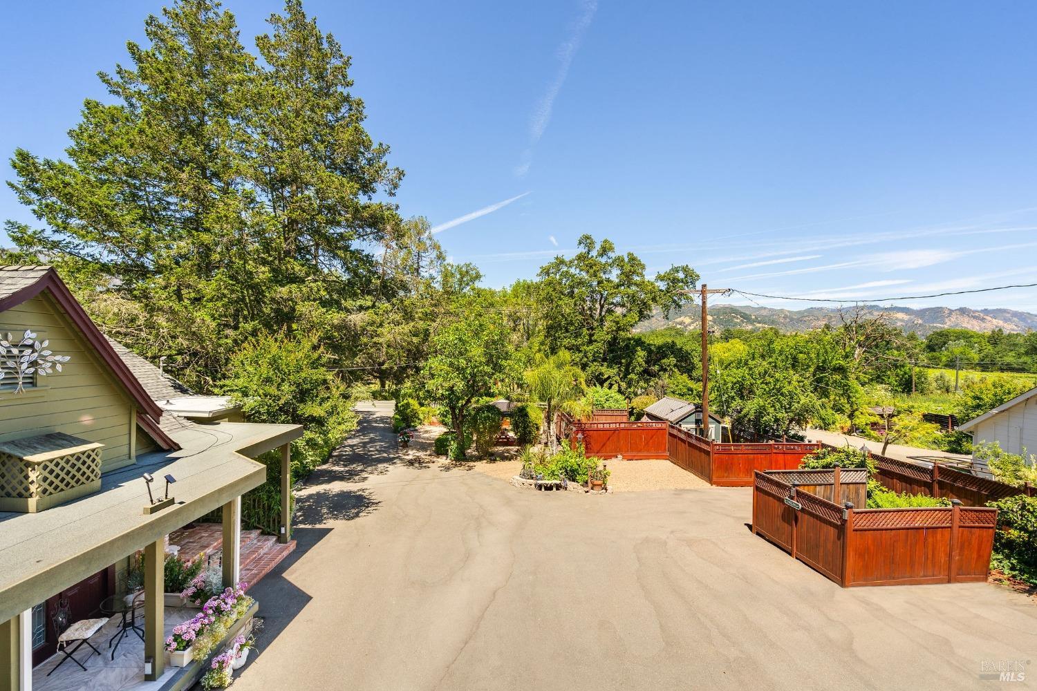3037 Foothill Boulevard