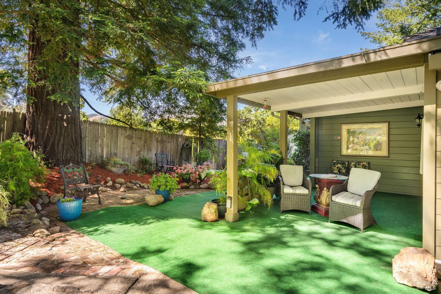 3037 Foothill Boulevard