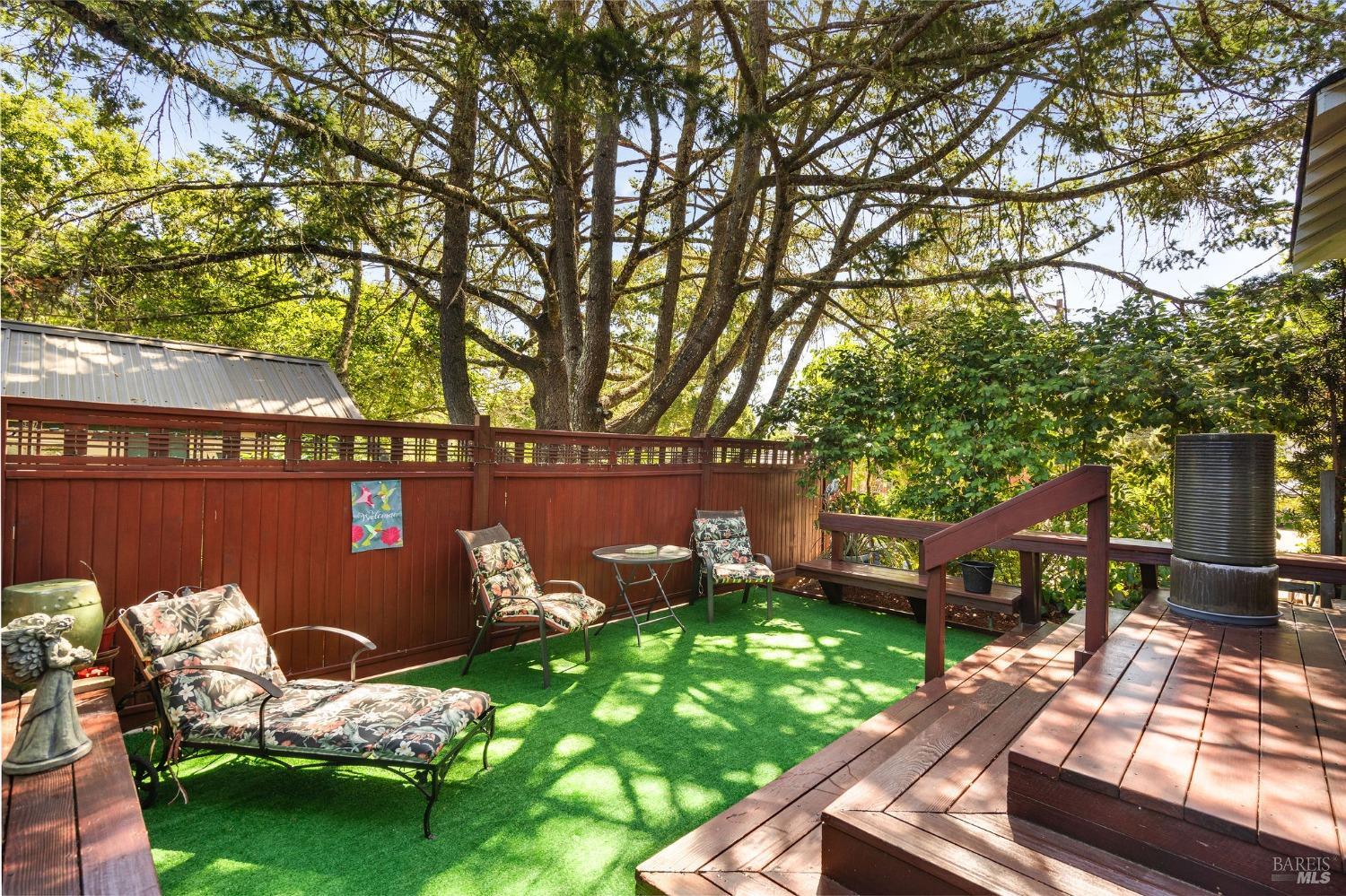 3037 Foothill Boulevard