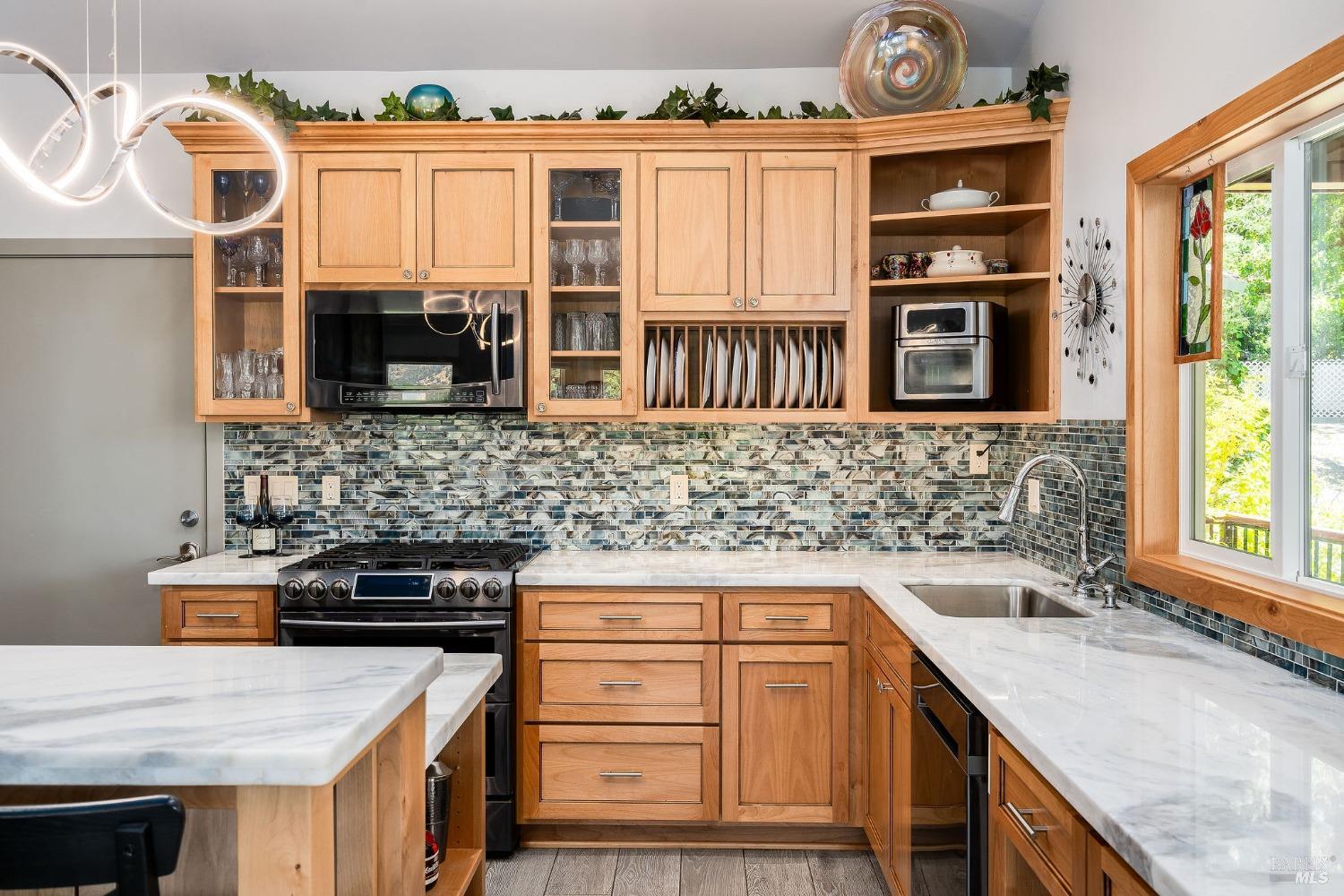 3037 Foothill Boulevard