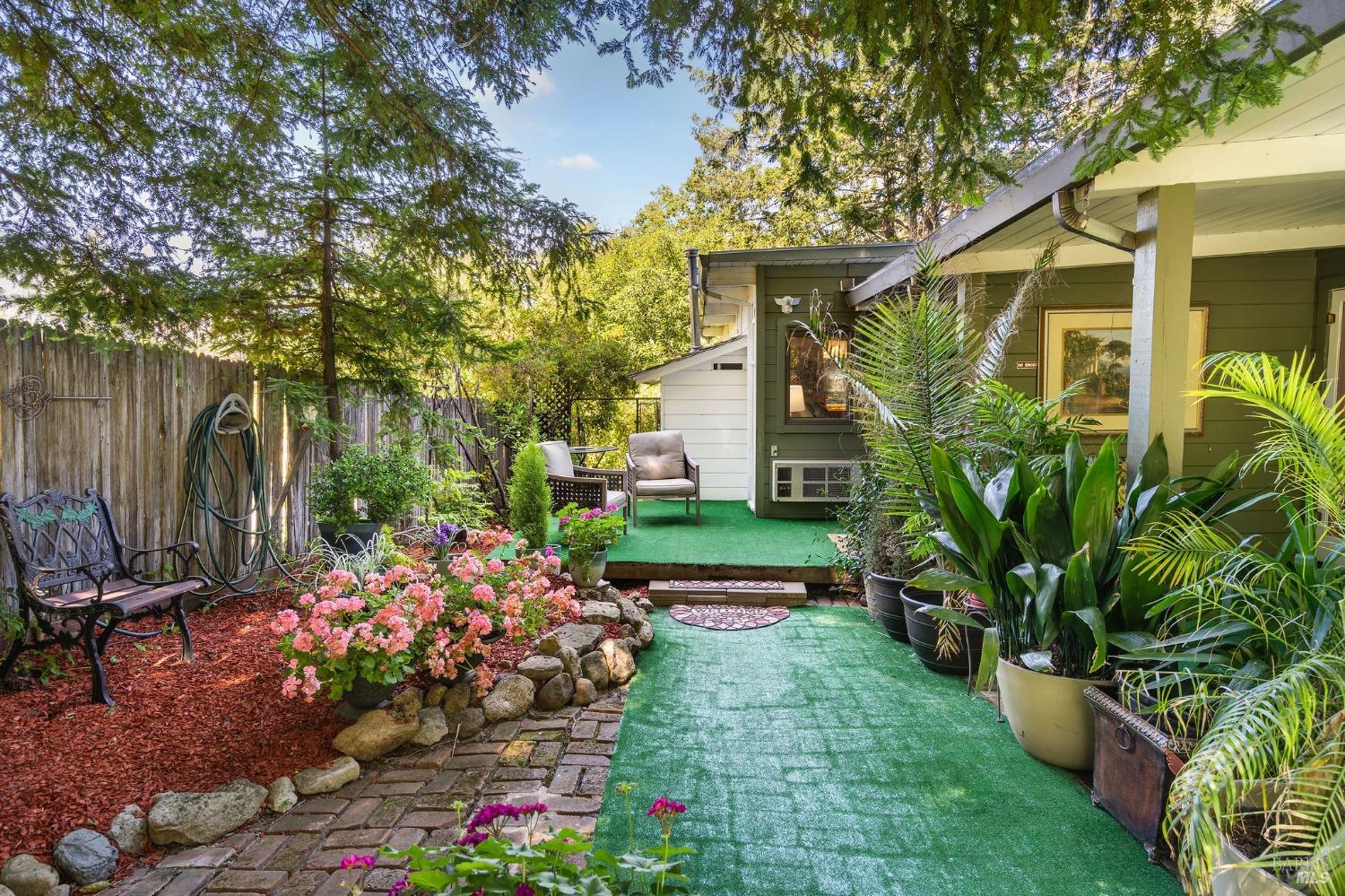 3037 Foothill Boulevard