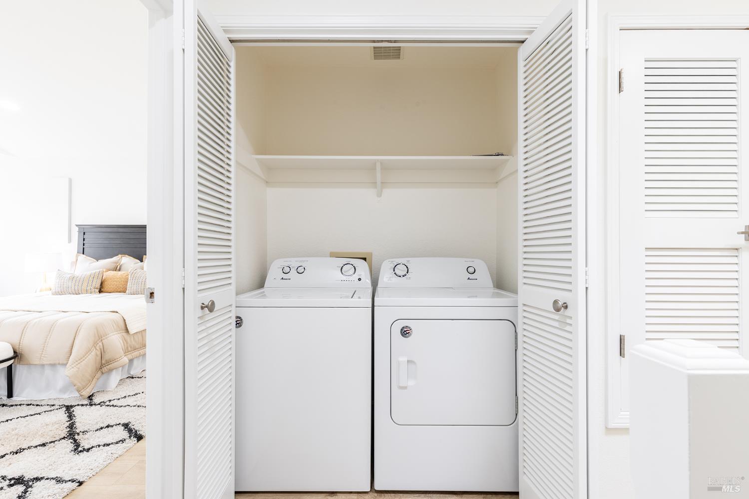 12 Valley Club Circle