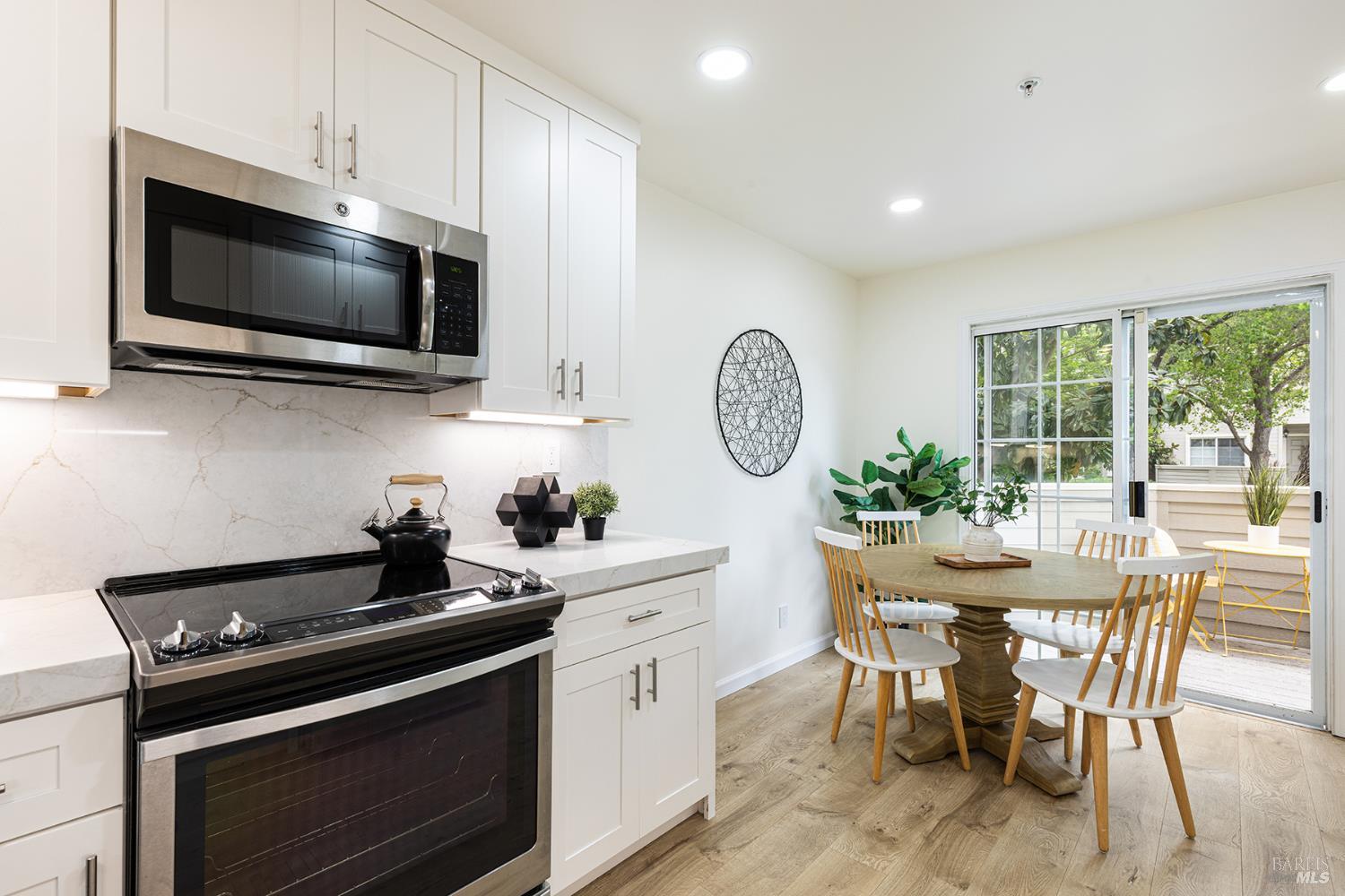 12 Valley Club Circle