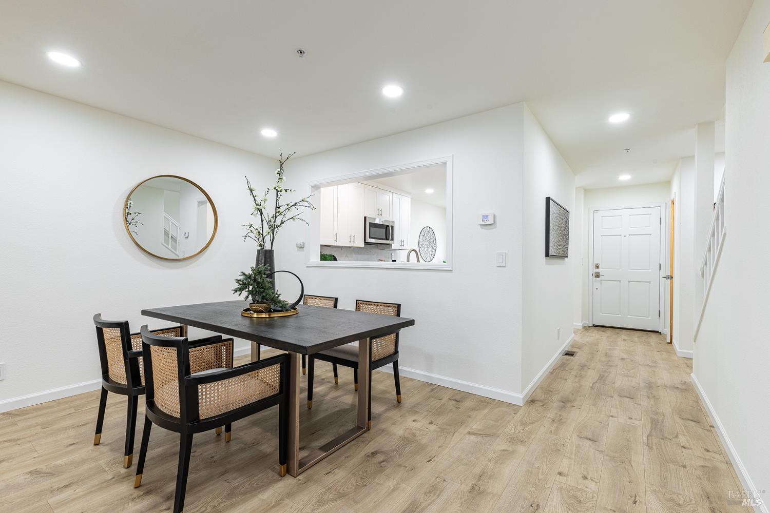 12 Valley Club Circle