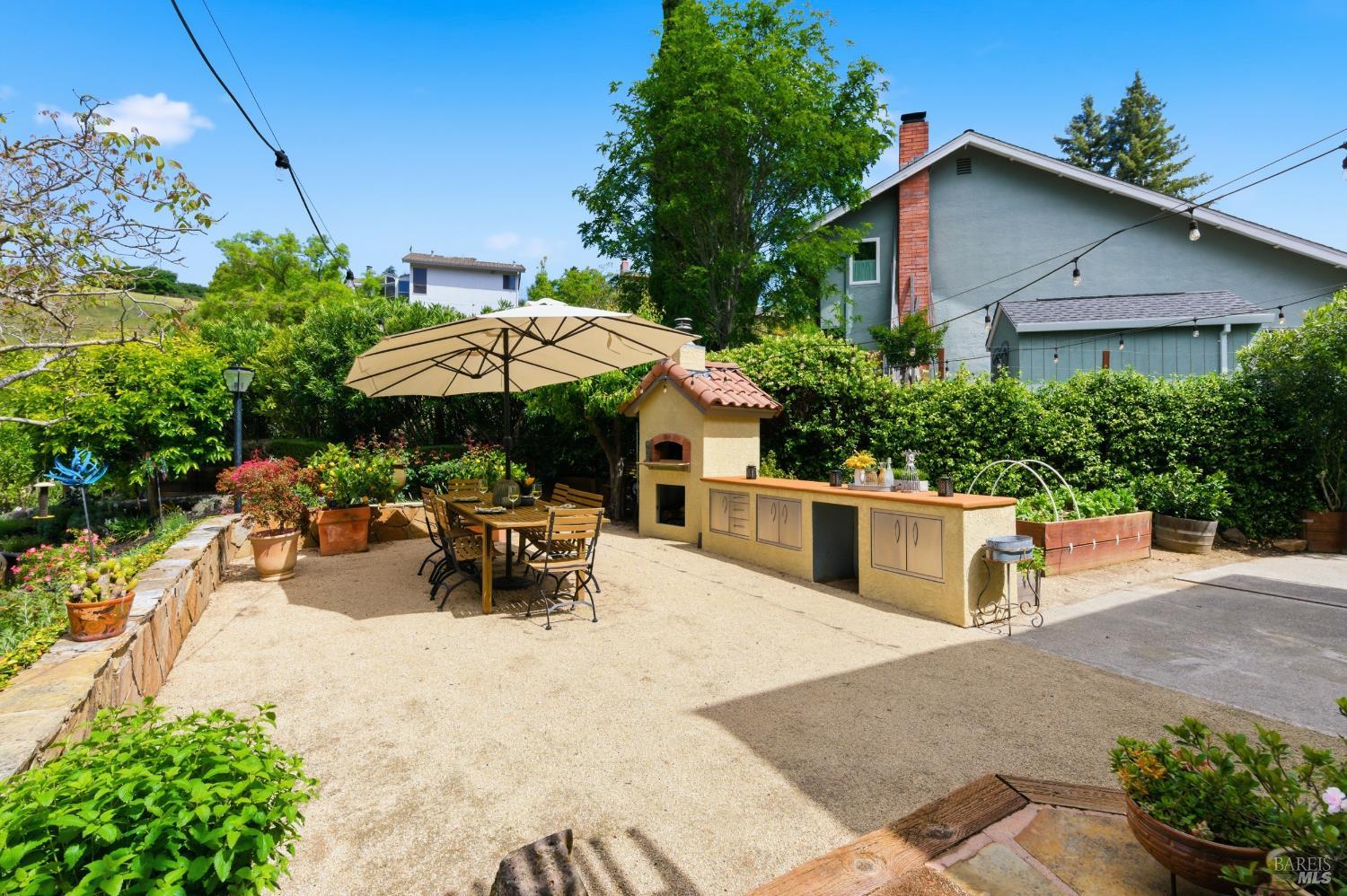 1167 Stanford Court
