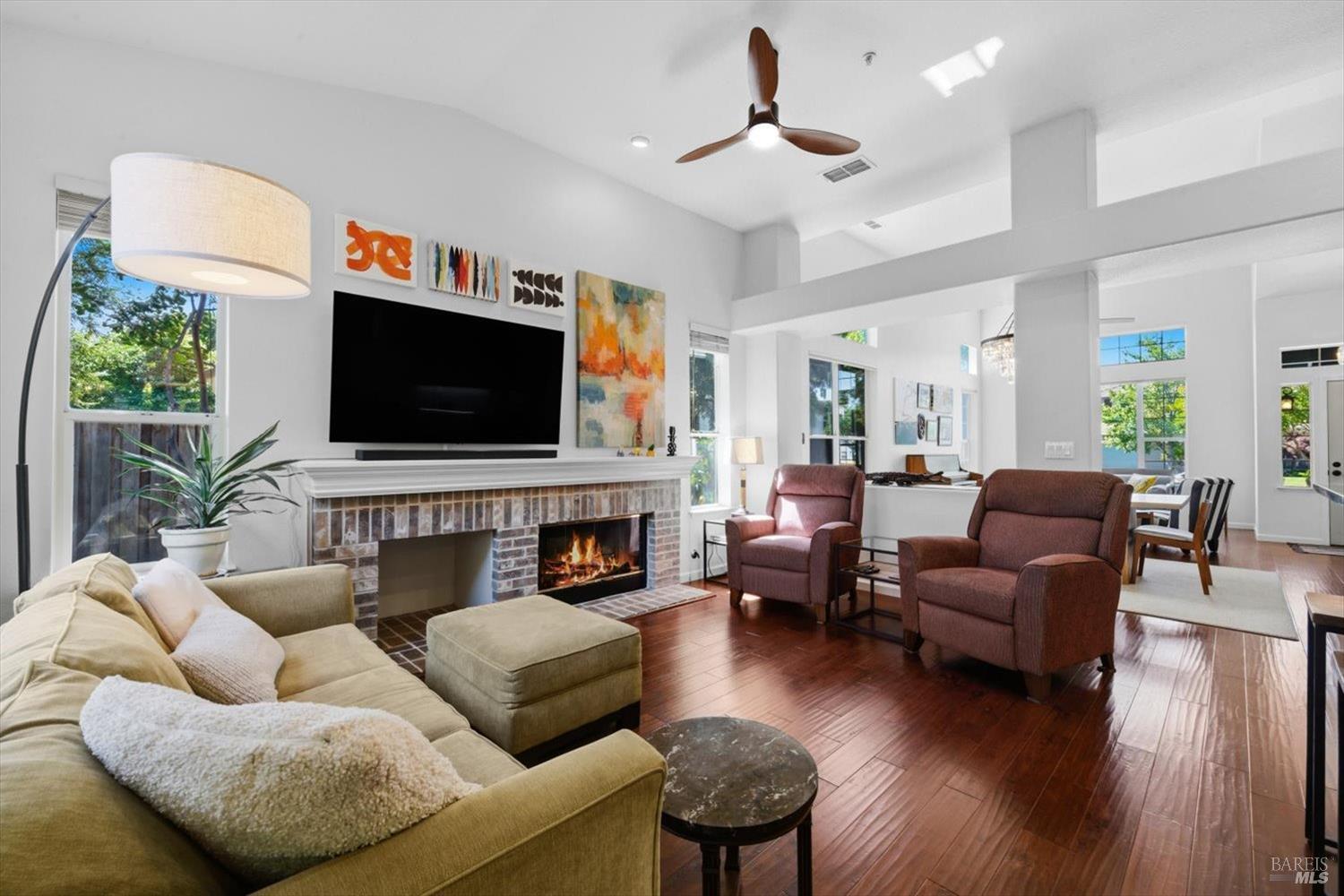 1439 Gordon Drive