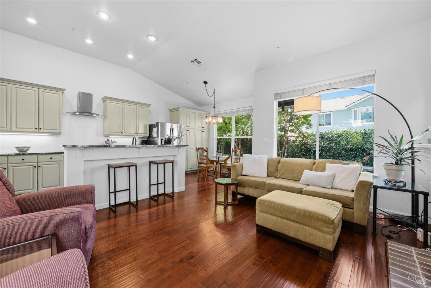 1439 Gordon Drive