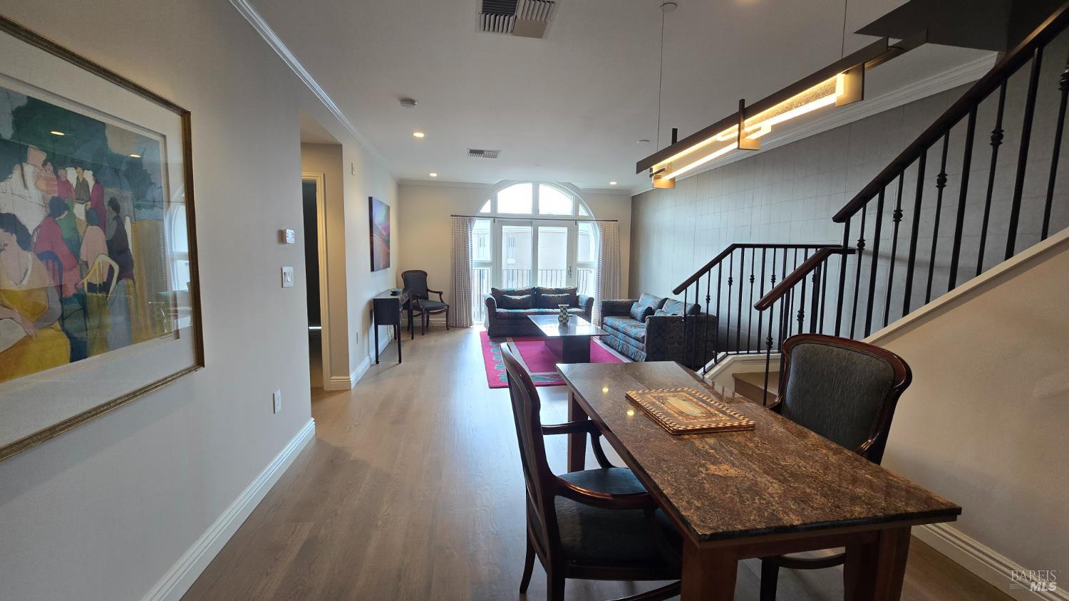 588 Main Street Unit: #306