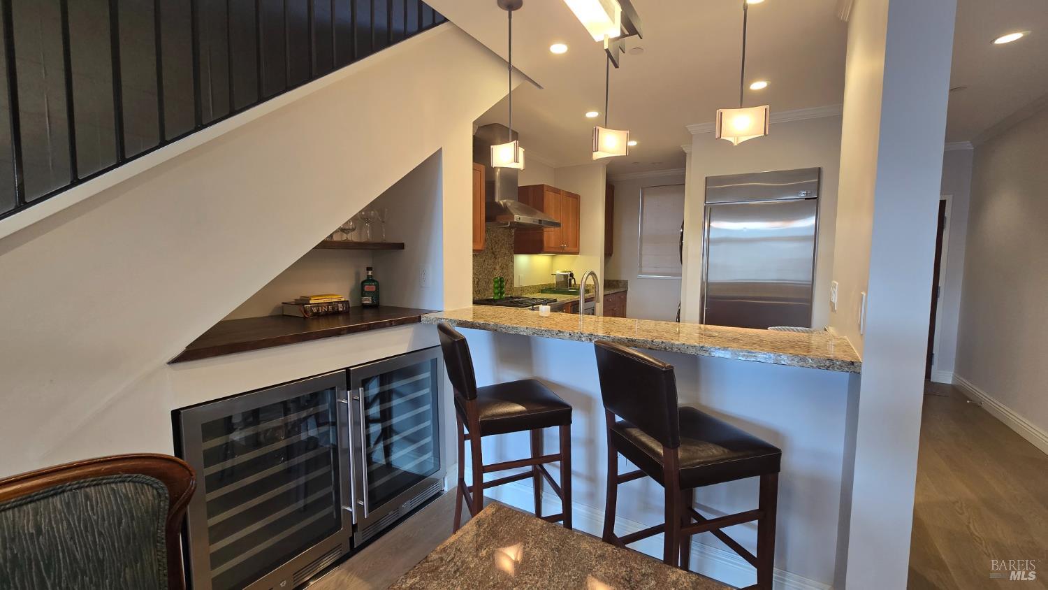 588 Main Street Unit: #306