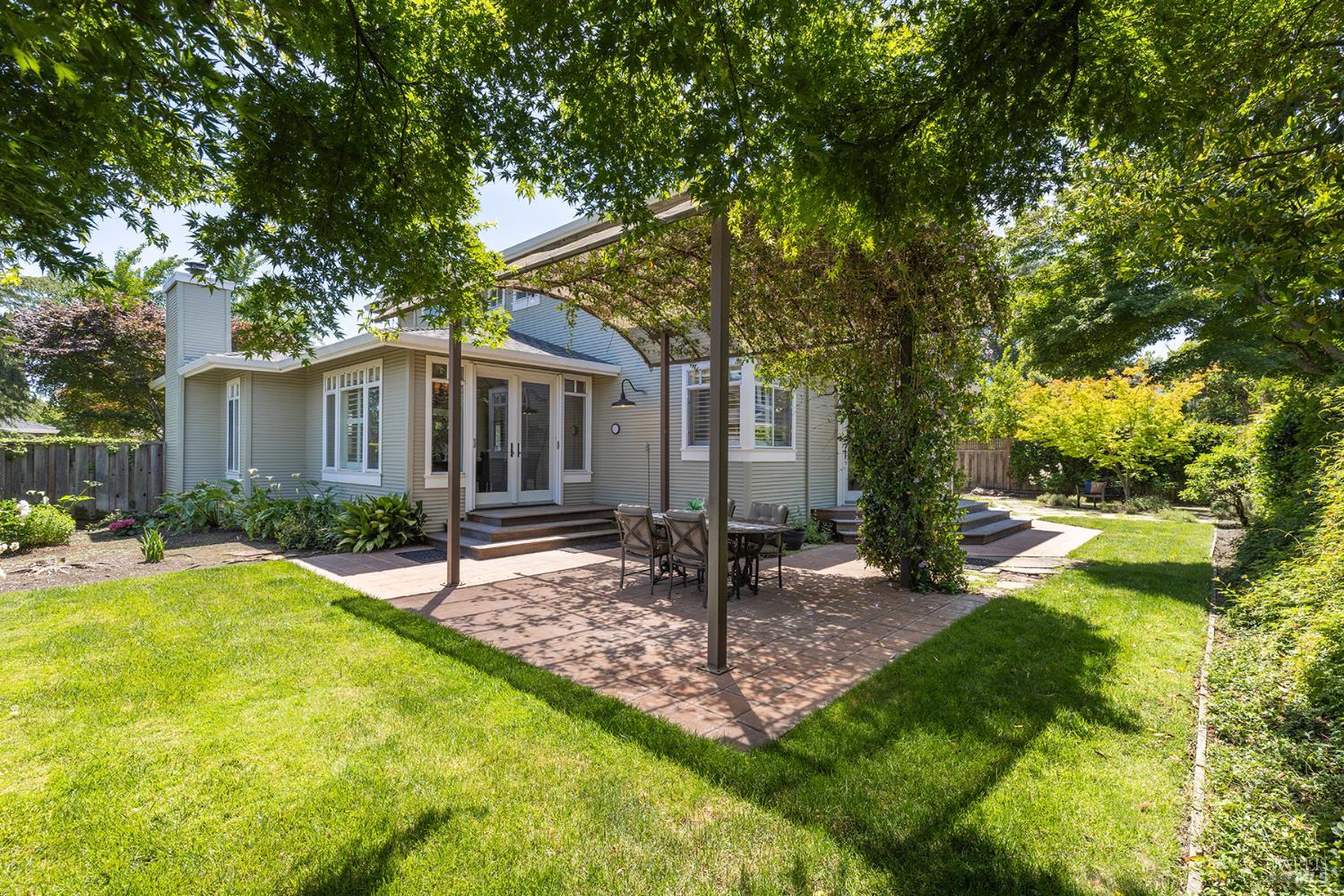 1876 Heritage Way