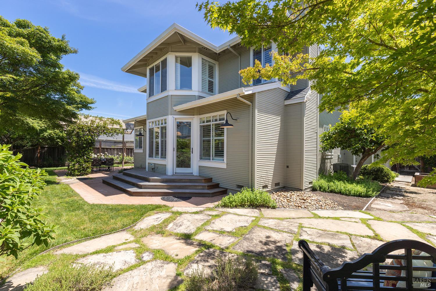 1876 Heritage Way