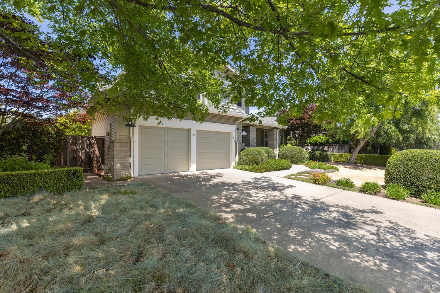 1876 Heritage Way