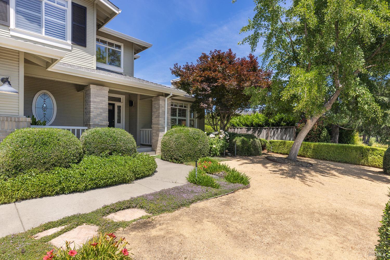 1876 Heritage Way