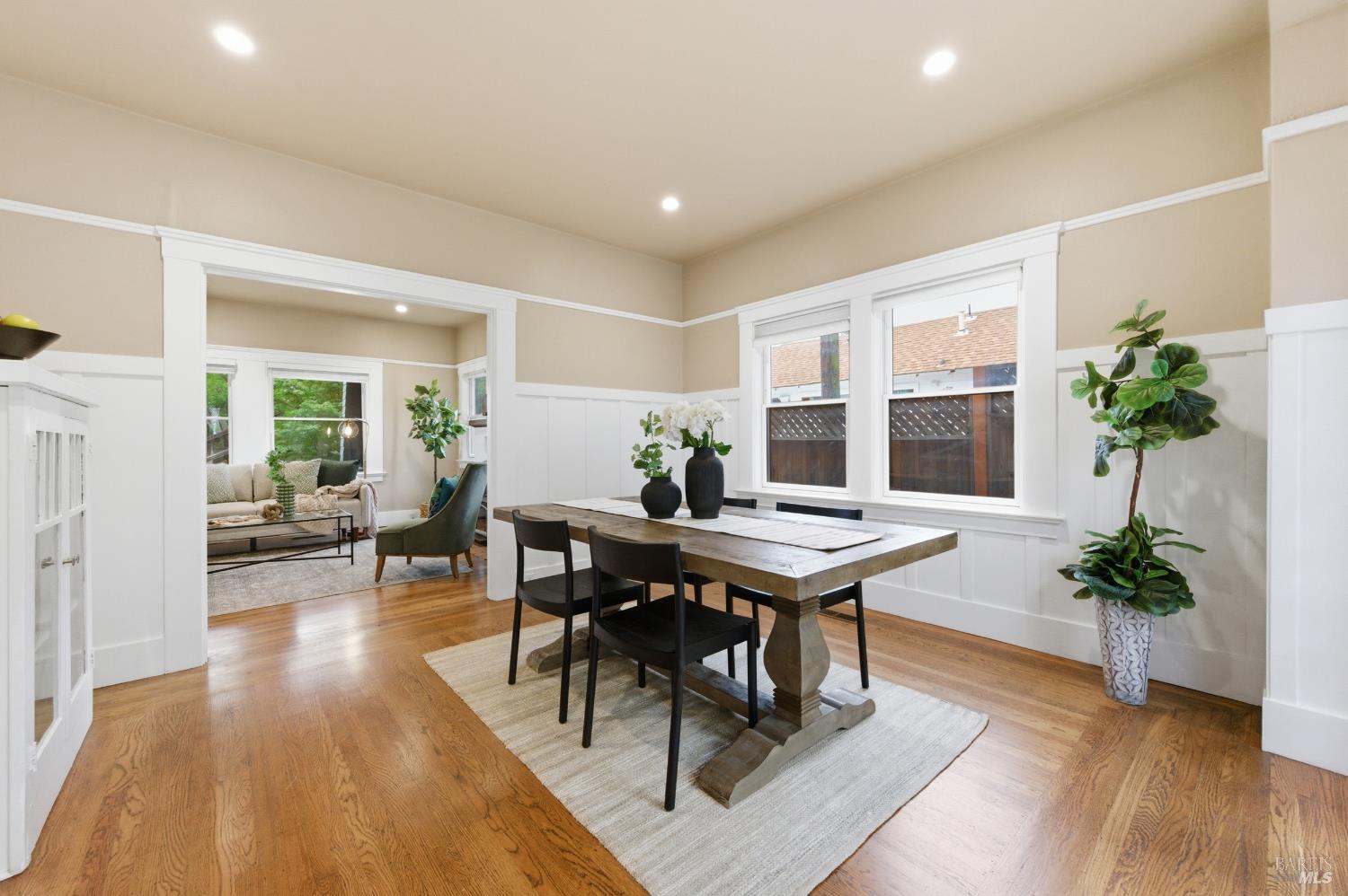149 E Lilienthal Avenue