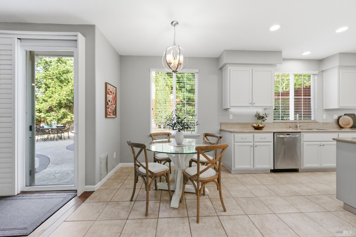 960 Capitola Drive