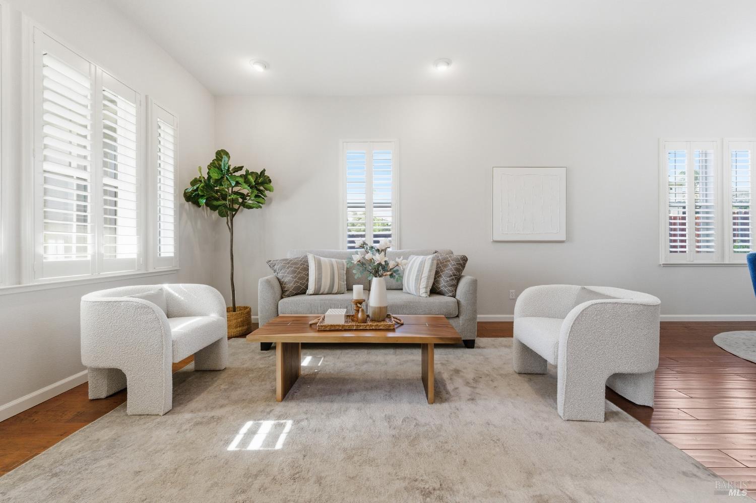 960 Capitola Drive