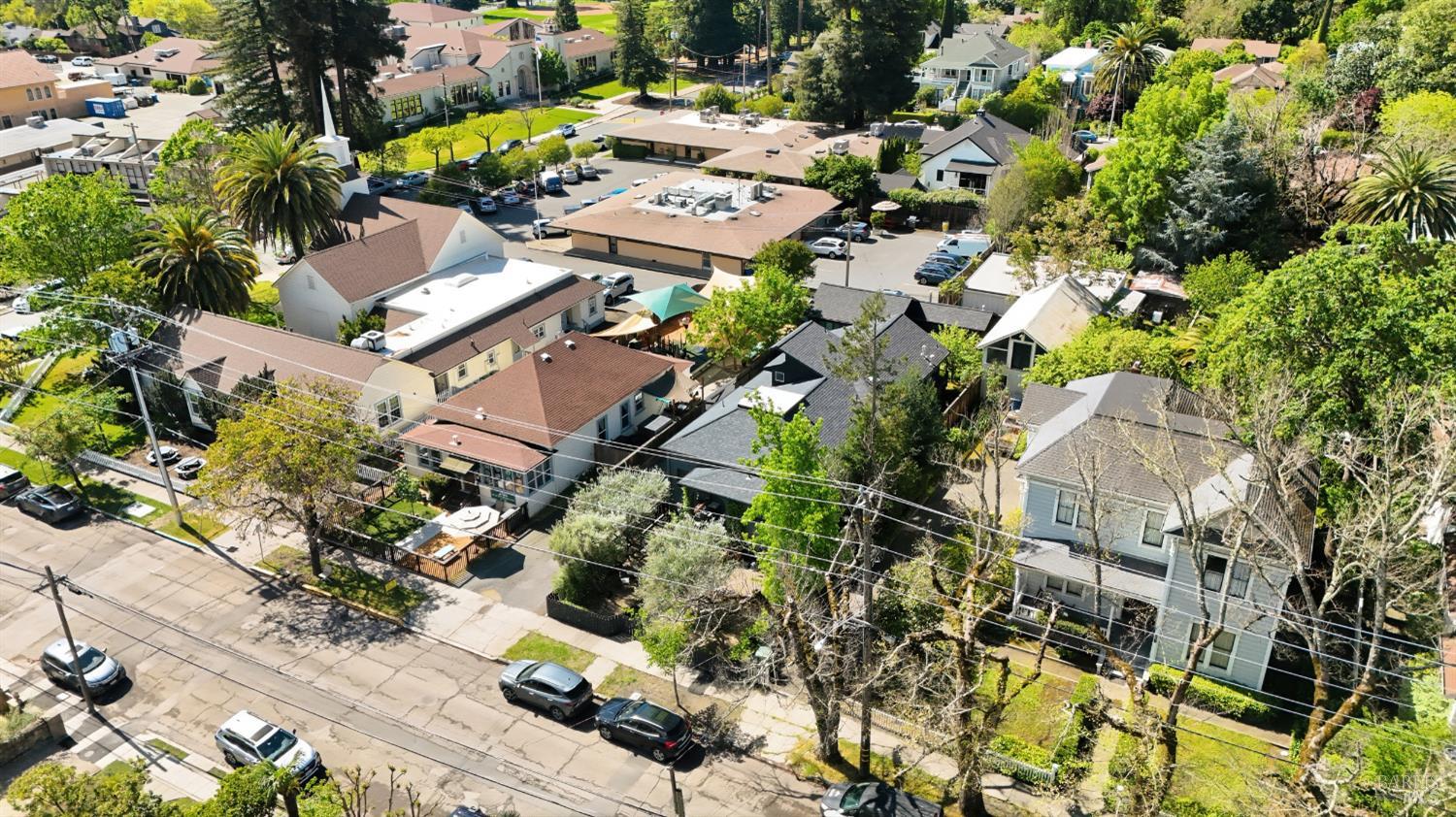 1433 Oak Avenue