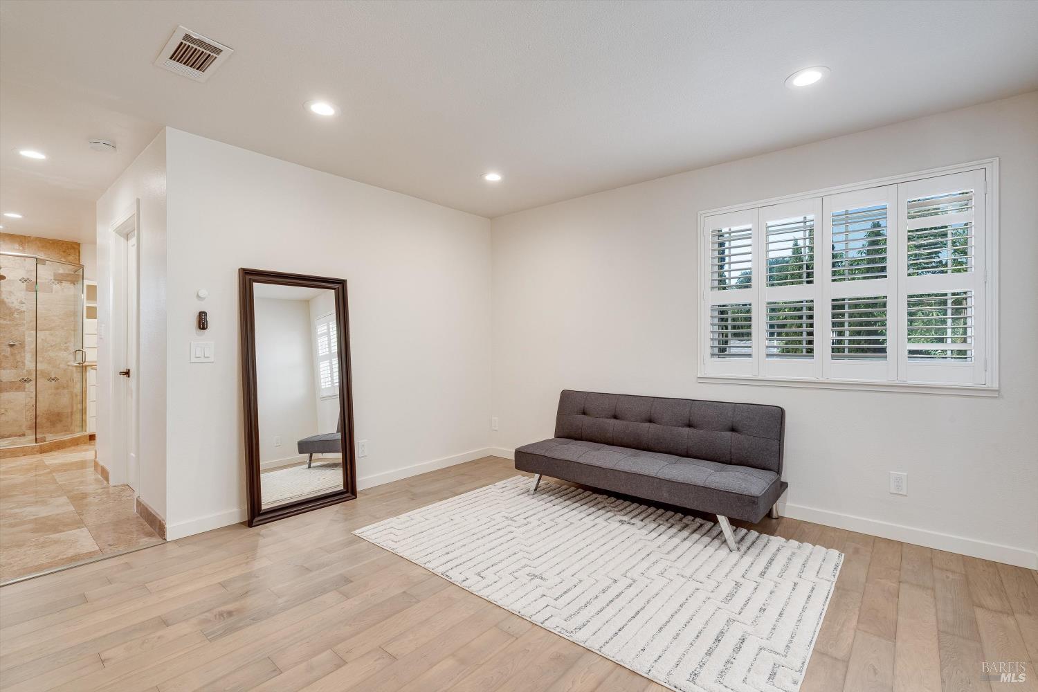 1116 Pinewood Drive
