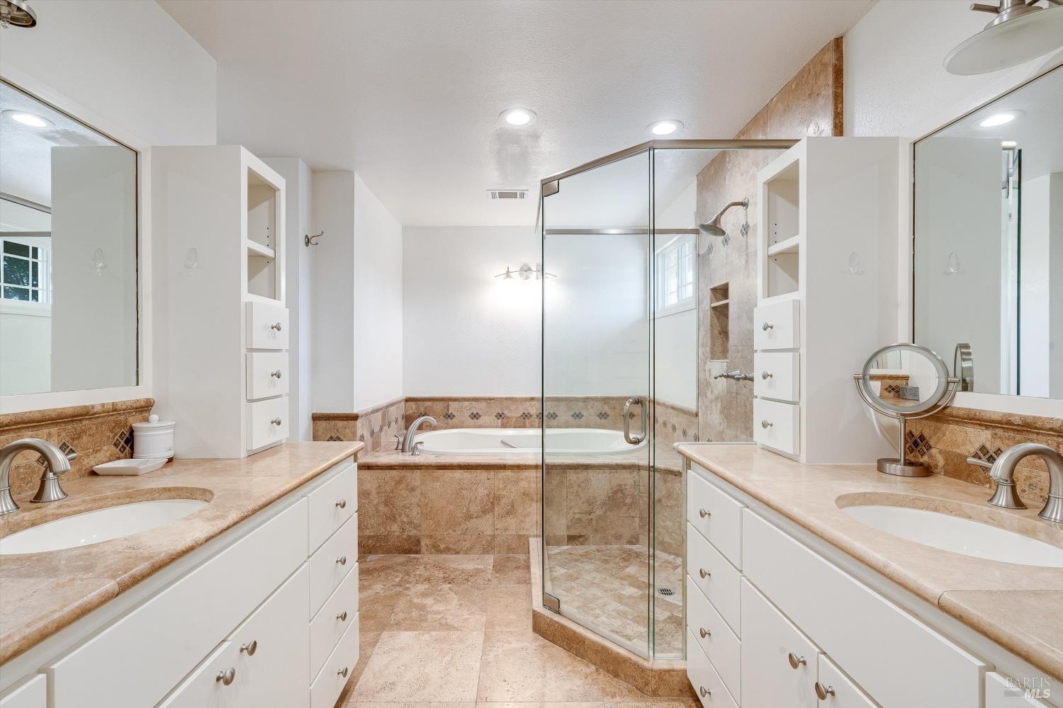 1116 Pinewood Drive