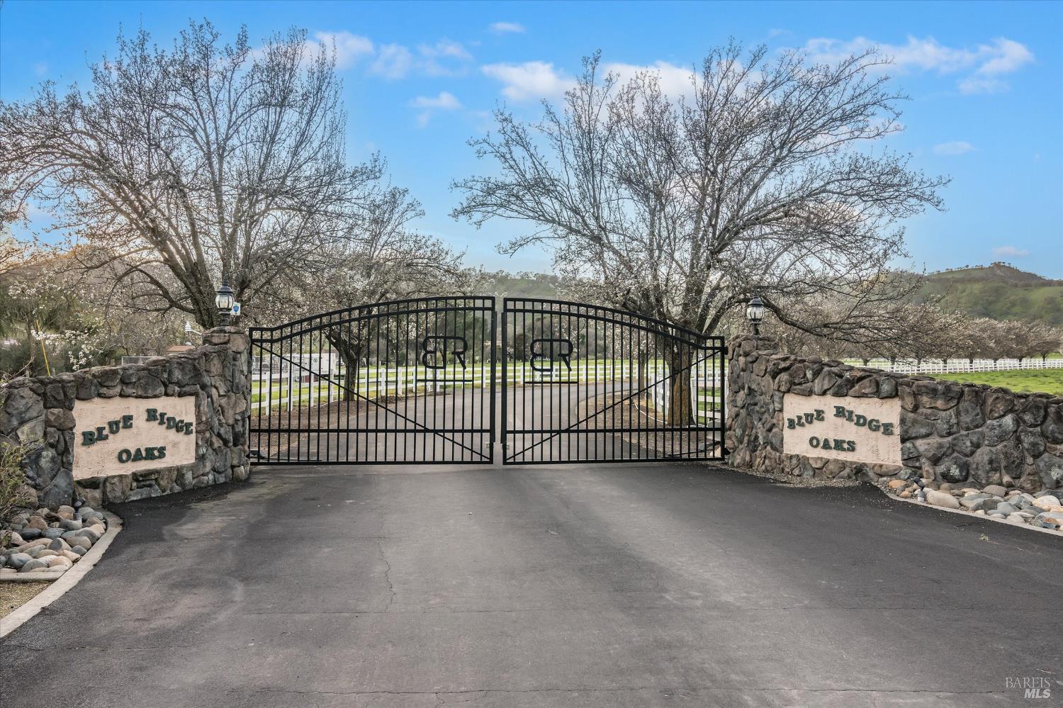3467 Blue Mountain Drive