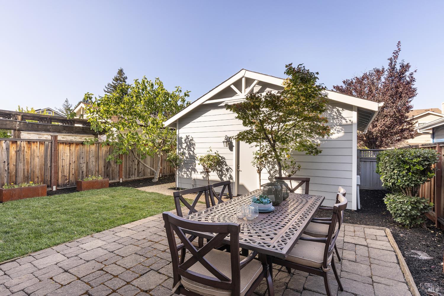 46 Lande Way