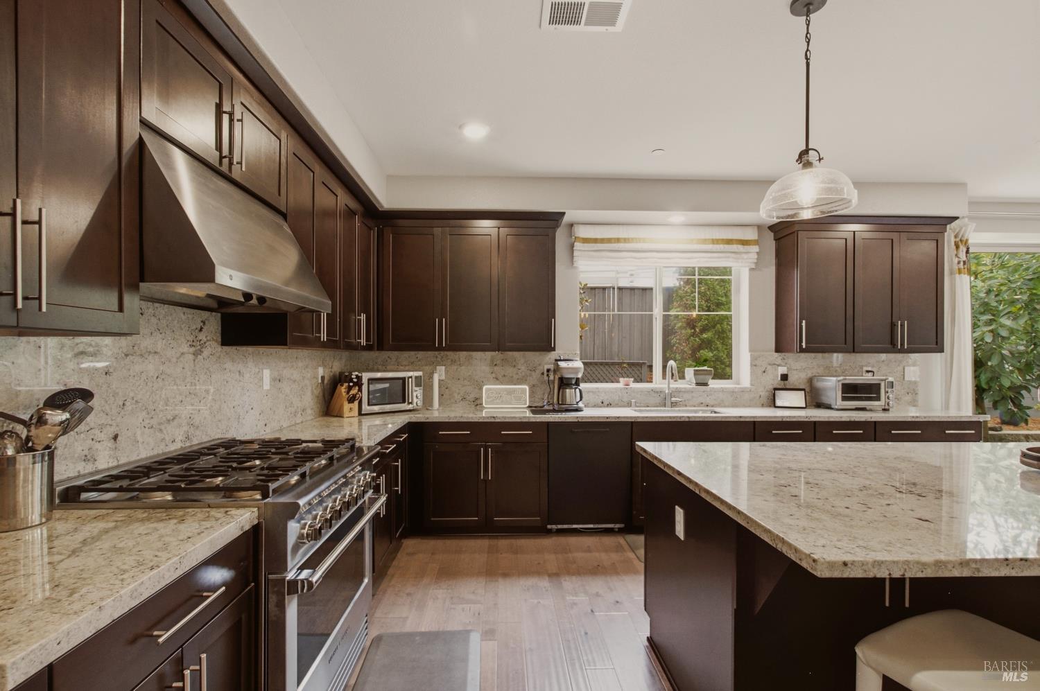 1534 Flagship Drive