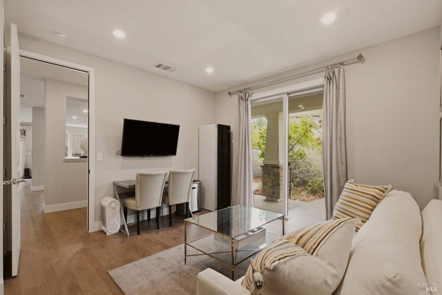 1534 Flagship Drive
