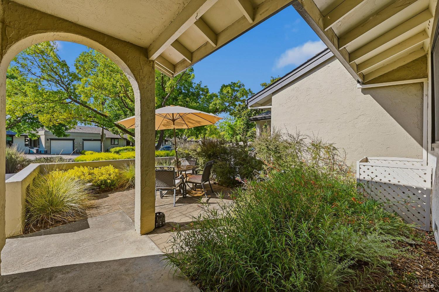 204 Vista Court